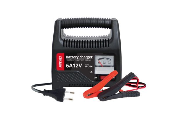 Cargador para batería con indicador (fusíble) 6A, 12V AMiO SBC-6A